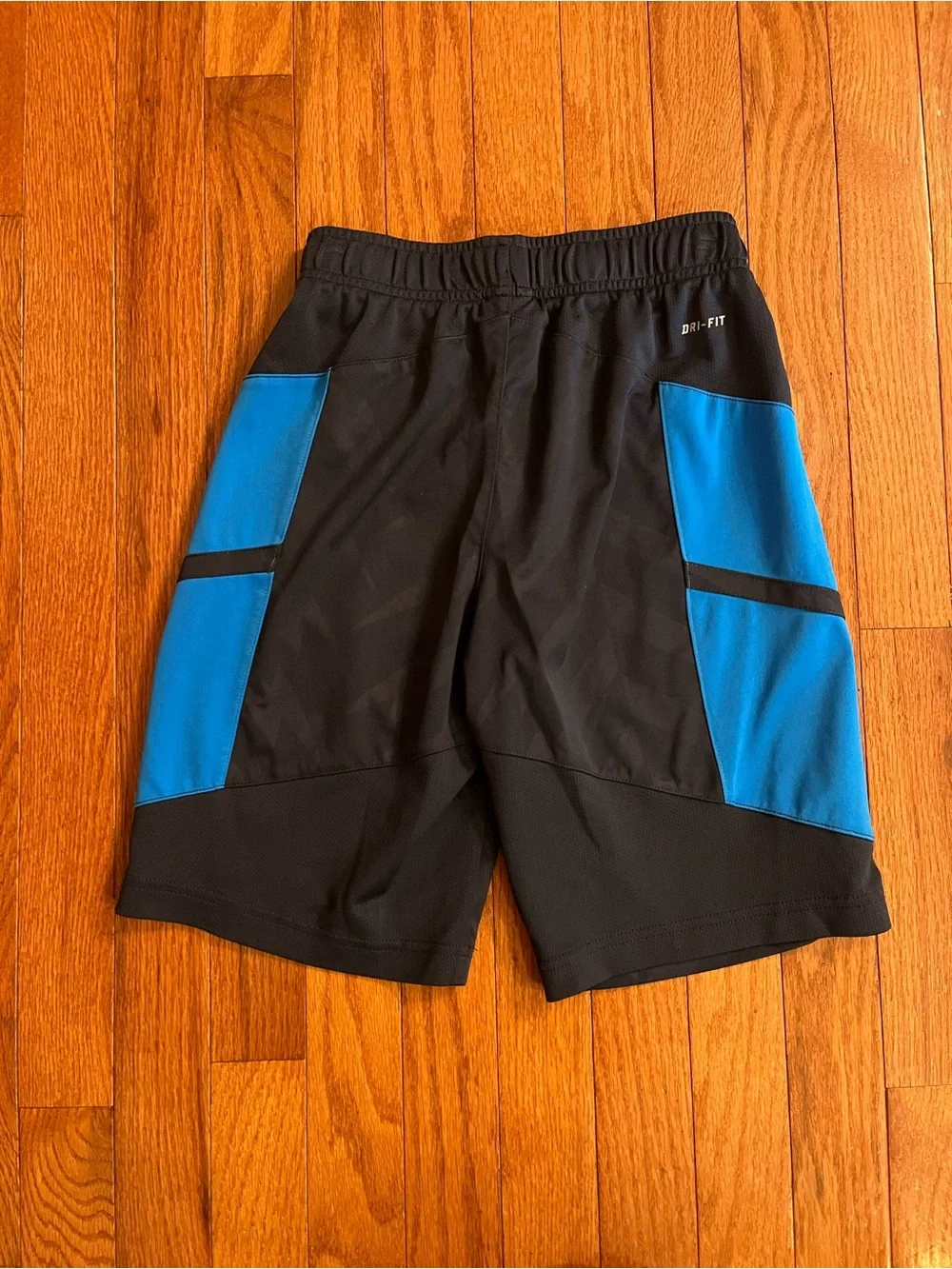 Boys Nike Dri-FIT Football Training Shorts – Size Small (S)
